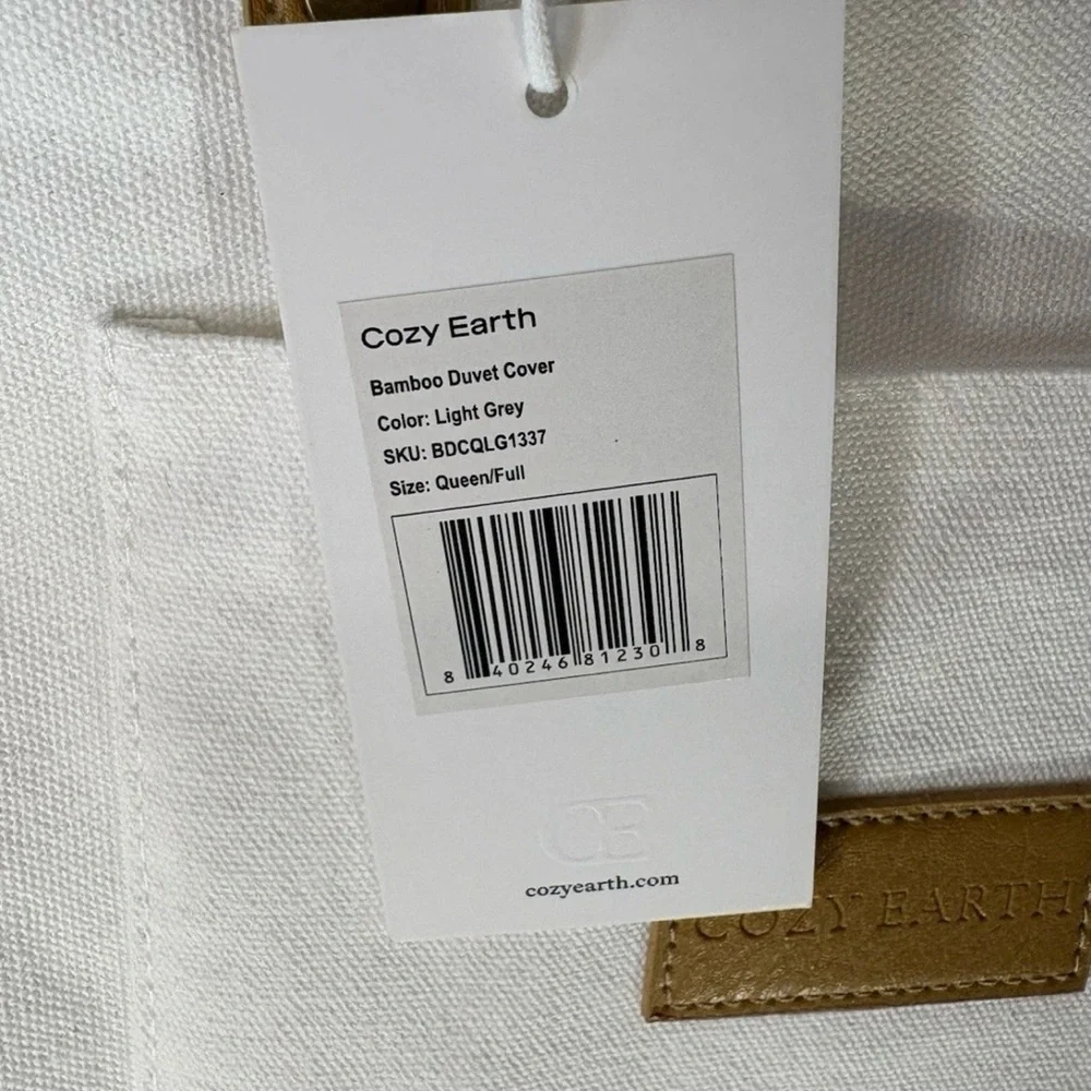 Cozy Earth NWT Cream Canvas Tote Bag Faux Leather Straps Stud Detail Medium - Picture 8 of 10